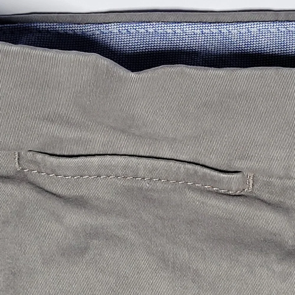 Tommy Hilfiger Mens Gray Chino Style 5 Pocket Shorts Size 34